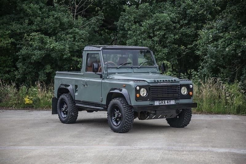 Used Land Rover Defender 90 HP (66 kW) 1988 White SUV