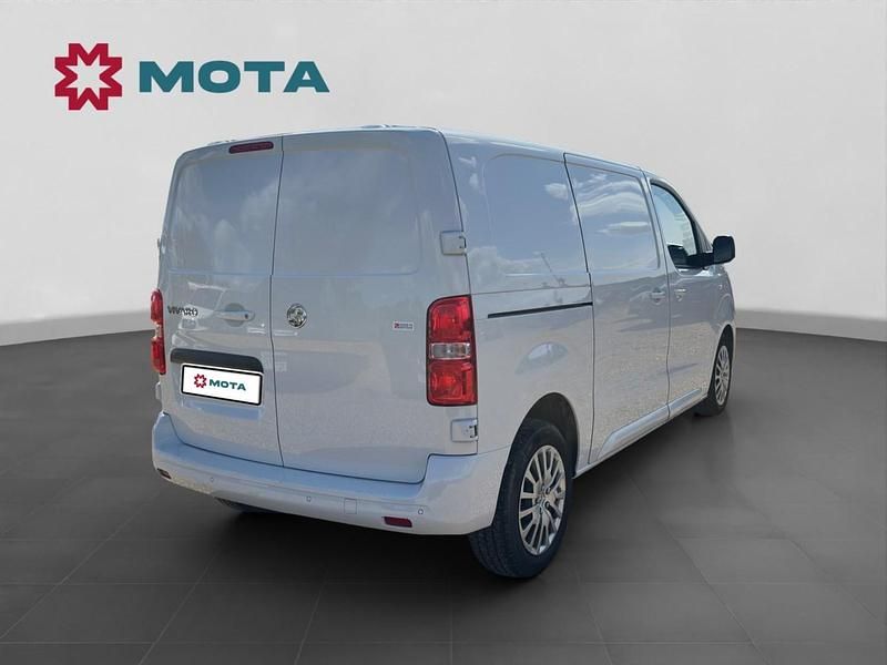 Used Vauxhall Vivaro S 100 HP (73 kW) 2024 White MPV