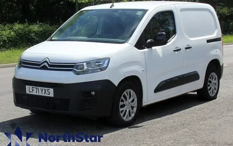 Używany Citroën Berlingo 102 KM (75 kW) 2022 Minivan