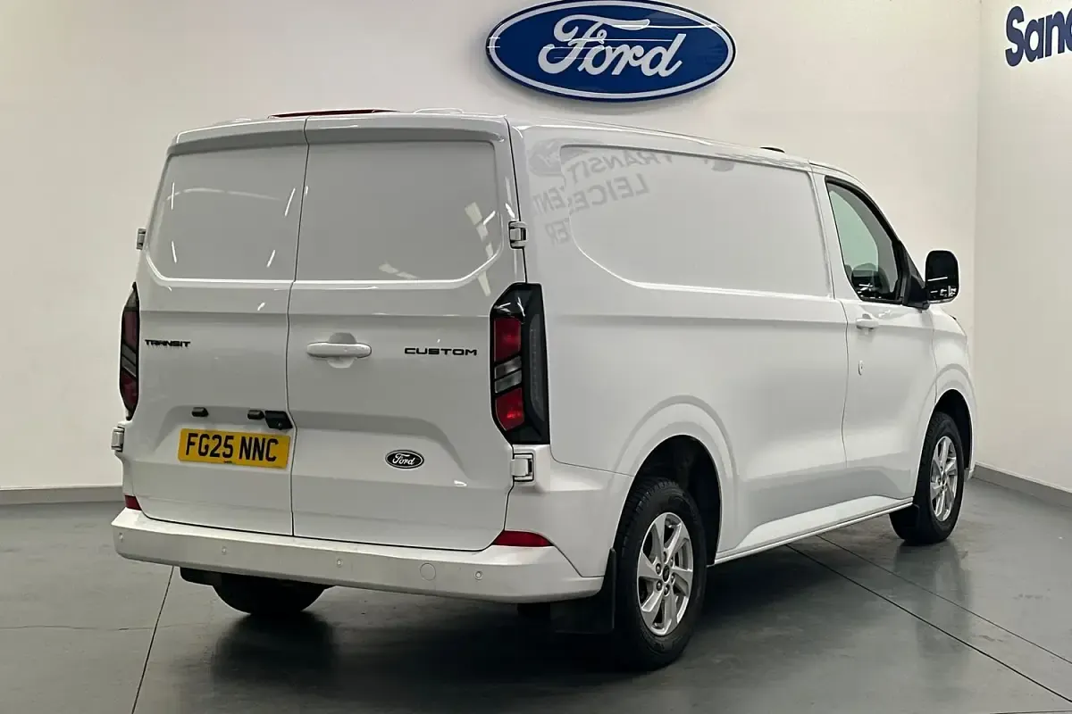 Used Ford Transit Custom Limited 136 HP (100 kW) 2025 White Van