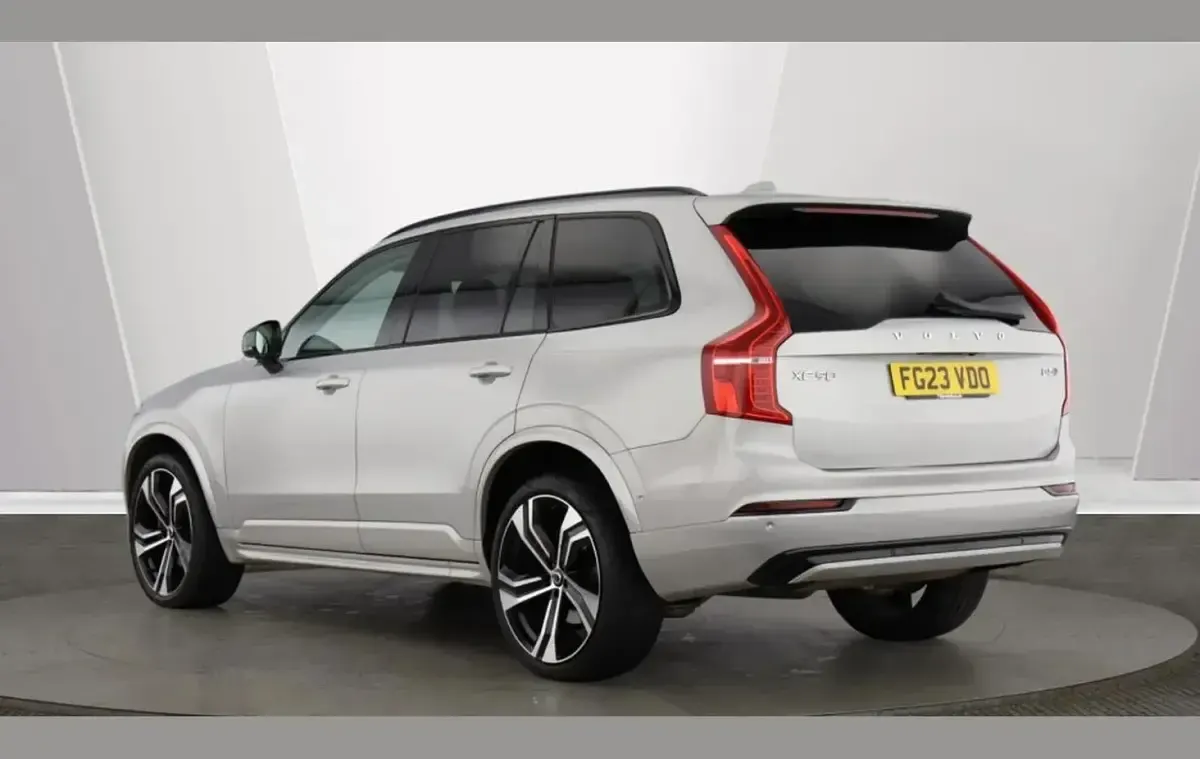Used Volvo XC90 Ultimate 247 HP (181 kW) 2023 Silver SUV