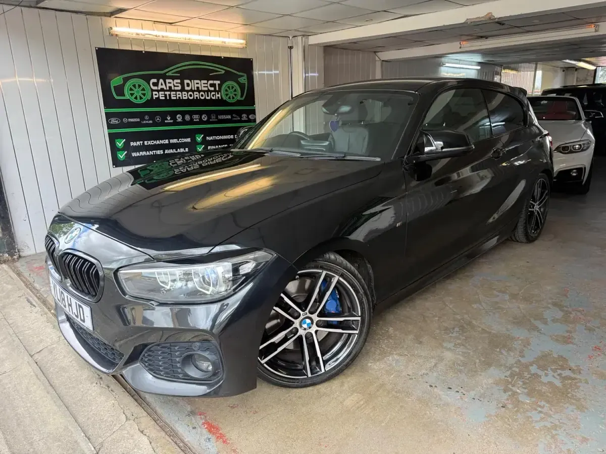 Used BMW 120 Efficient Dynamics 187 HP (137 kW) 2018 Black Hatchback