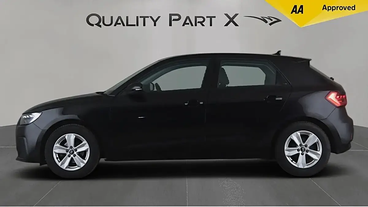 Second-hand Audi A1 Sportback 110 CP (80 kW) 2023 Negru Hatchback