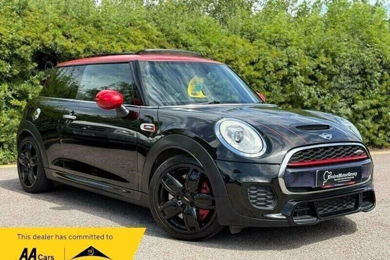 Black Used 2016 Mini John Cooper Works Hatch Hatchback | £16,495 (Fair price) - Image 1/1