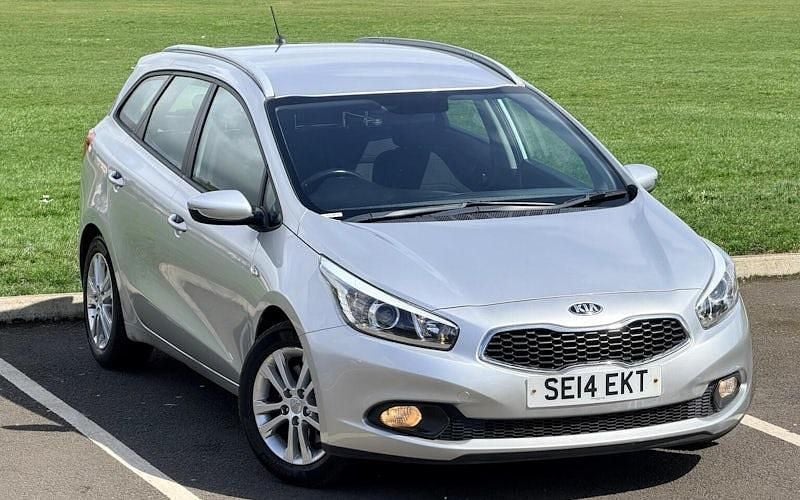 Used Kia Ceed Sportswagon 100 HP (73 kW) 2014 Silver Estate