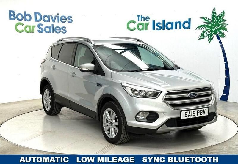 Used Ford Kuga Zetec 120 HP (88 kW) 2019 Silver SUV