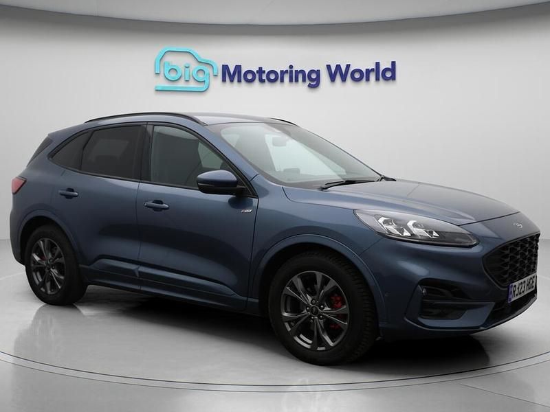 Blue Used 2023 Ford Kuga ST-Line SUV | £19,000 (Fair price) - Image 1/4