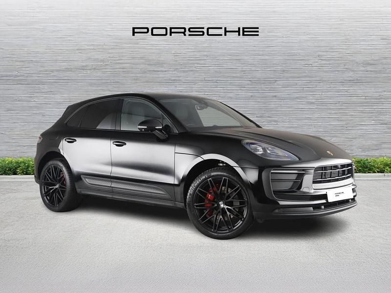 Black Used 2021 Porsche Macan SUV | £49,900 (Fair price) - Image 1/4