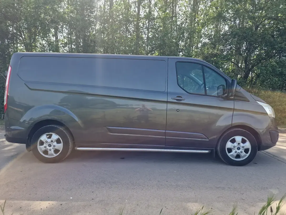 Used Ford Transit Custom Limited 130 HP (95 kW) 2017 Grey Van