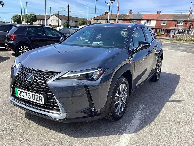 Used Lexus UX 300e 150 kW (204 HP) 2024 Grey SUV