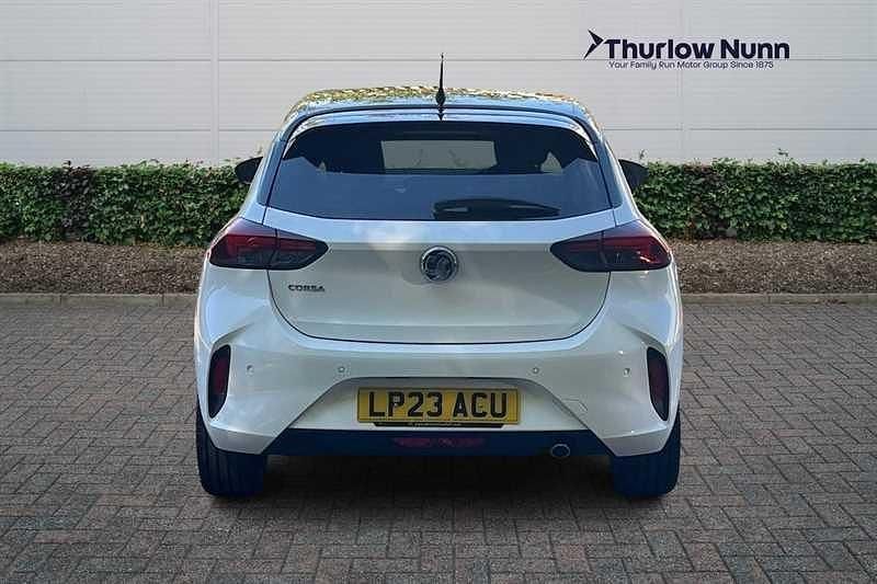 Używany Vauxhall Corsa S 100 KM (73 kW) 2023 Biały Hatchback