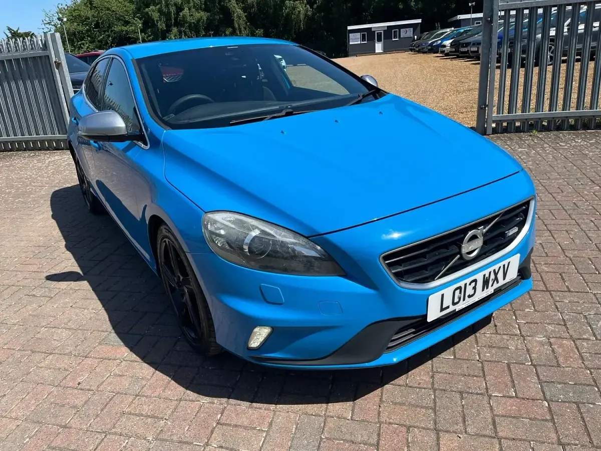 Used Volvo V40 R-Design 2013 Blue Hatchback