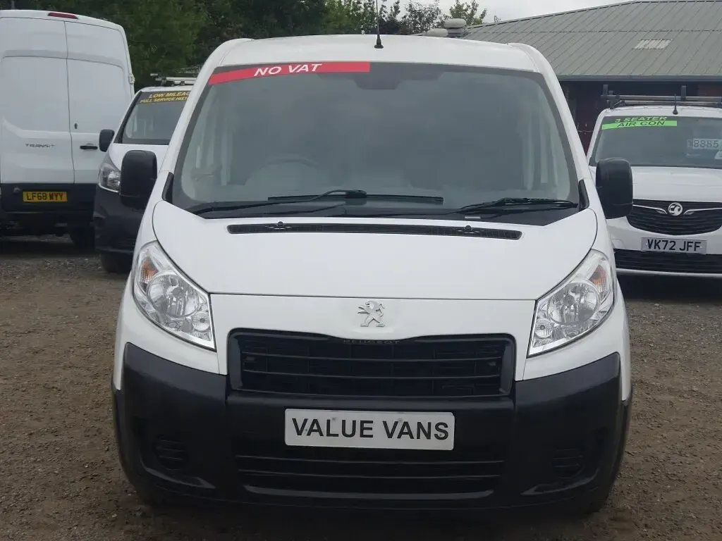 Used Peugeot Expert 90 HP (66 kW) 2016 White Van