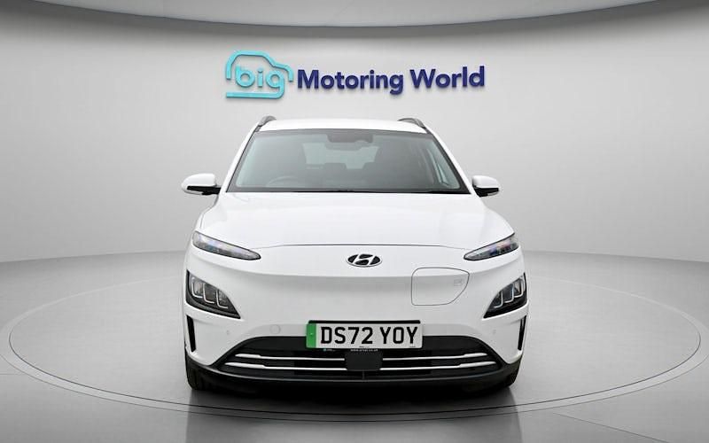 Used Hyundai Kona Premium 150 kW (204 HP) 2022 White SUV