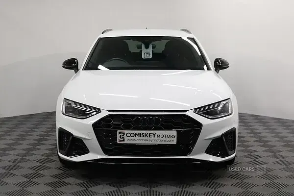Used Audi A4 Black Edition 204 HP (150 kW) 2023 White Estate