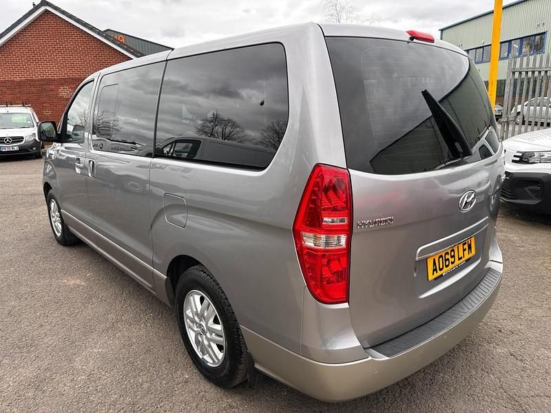 Used Hyundai I800 SE 136 HP (100 kW) 2019 Silver MPV