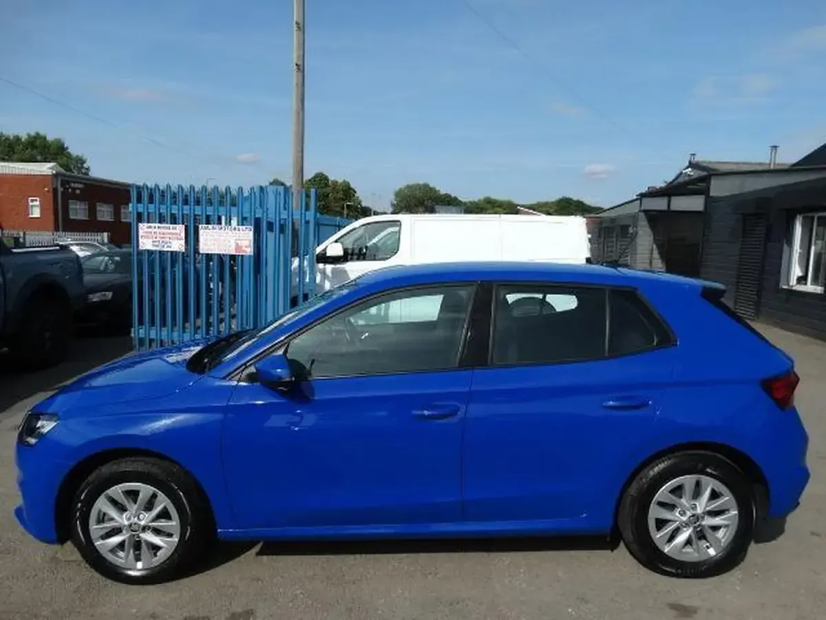 Used Skoda Fabia Comfort 2023 Blue Hatchback