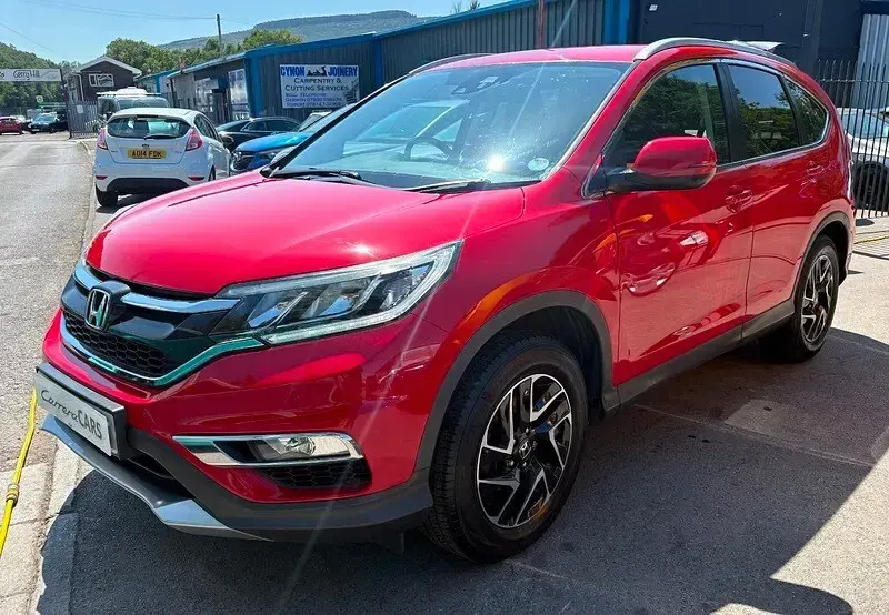 Used Honda CR-V SE Plus 2017 Red SUV