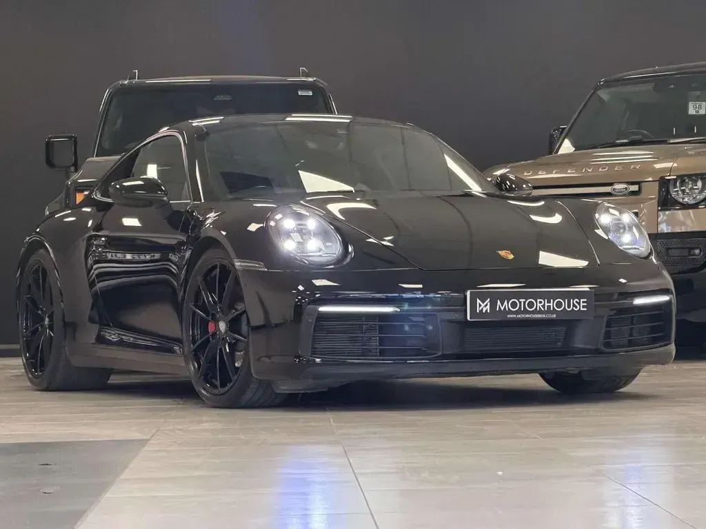 Used Porsche 911 Carrera 385 HP (283 kW) 2021 Black Coupe