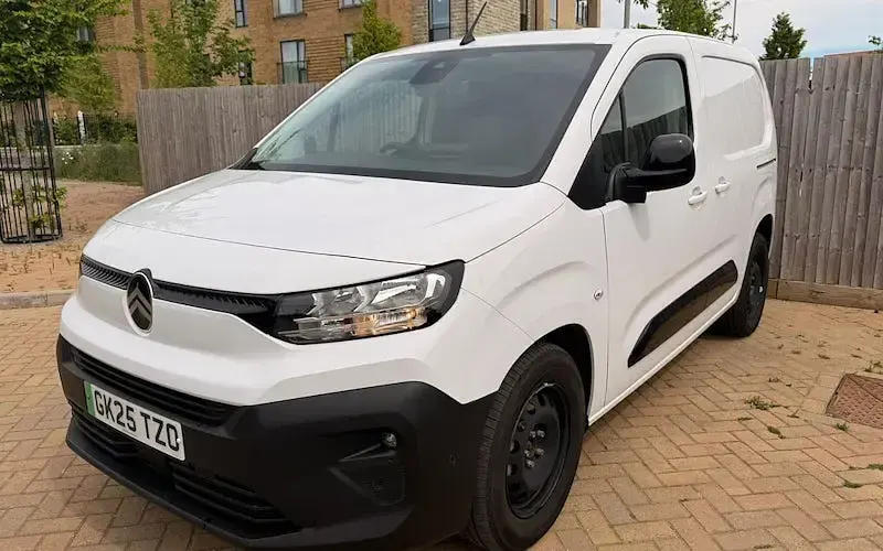 Used Citroën e-Berlingo 100 kW (136 HP) 2026 MPV
