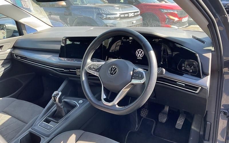 Used VW Golf VIII Style 150 HP (110 kW) 2024 Hatchback