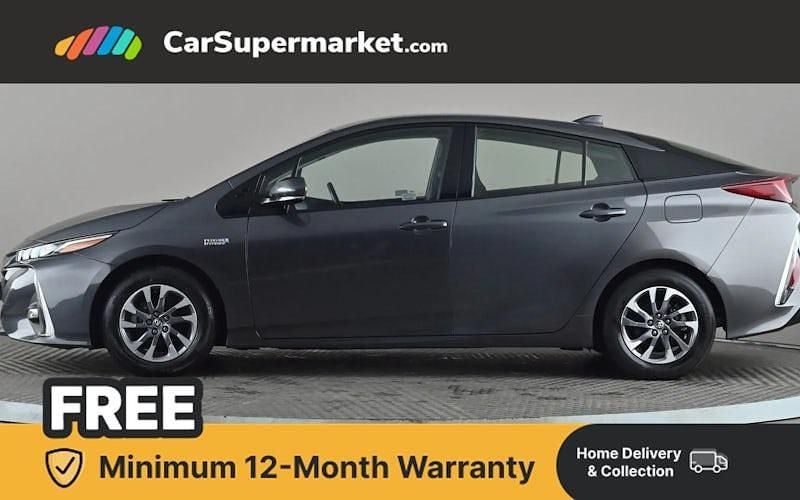 Used Toyota Prius Business Edition 122 HP (89 kW) 2018 Grey Hatchback