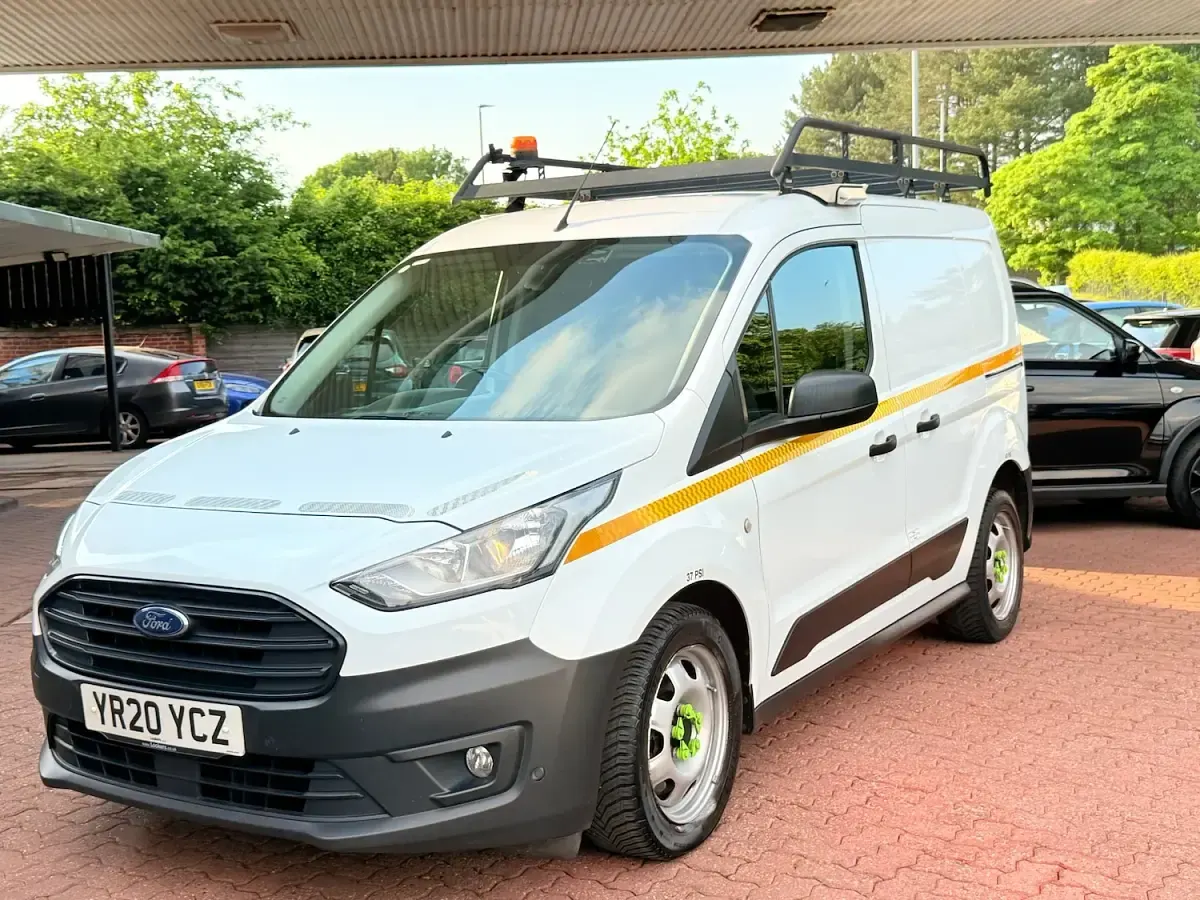 Used Ford Transit Connect 100 HP (73 kW) 2020 White MPV