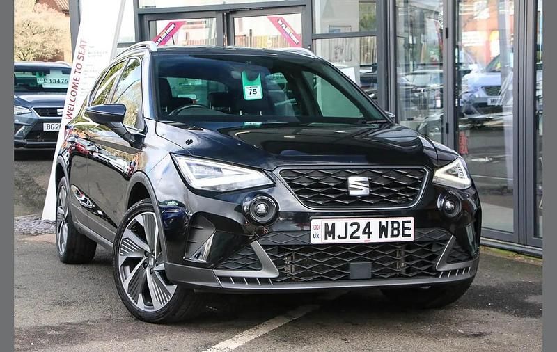 Used Seat Arona FR Sport 113 HP (83 kW) 2024 Black SUV