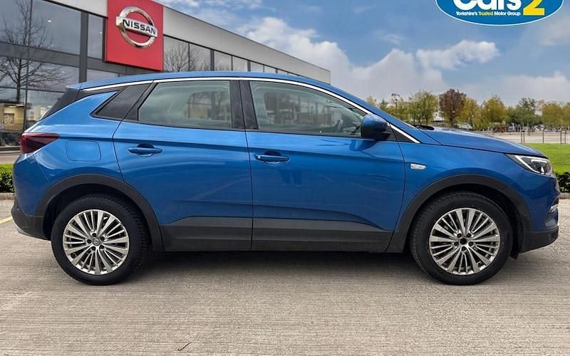 Used Vauxhall Grandland X Business Edition 131 HP (96 kW) 2021 SUV