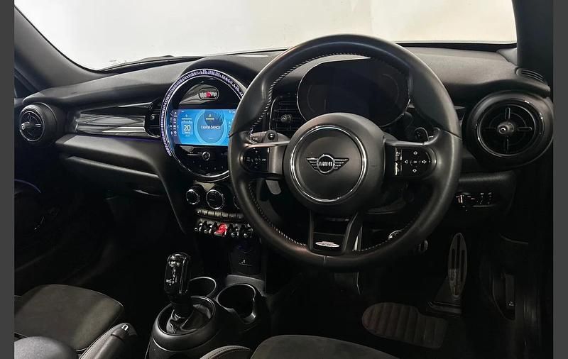 Używany Mini John Cooper Works Hatch 228 KM (167 kW) 2022 Zielony Hatchback