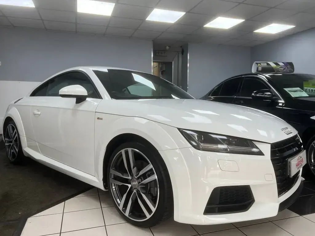 Used Audi TT S-Line 180 HP (132 kW) 2017 White Coupe