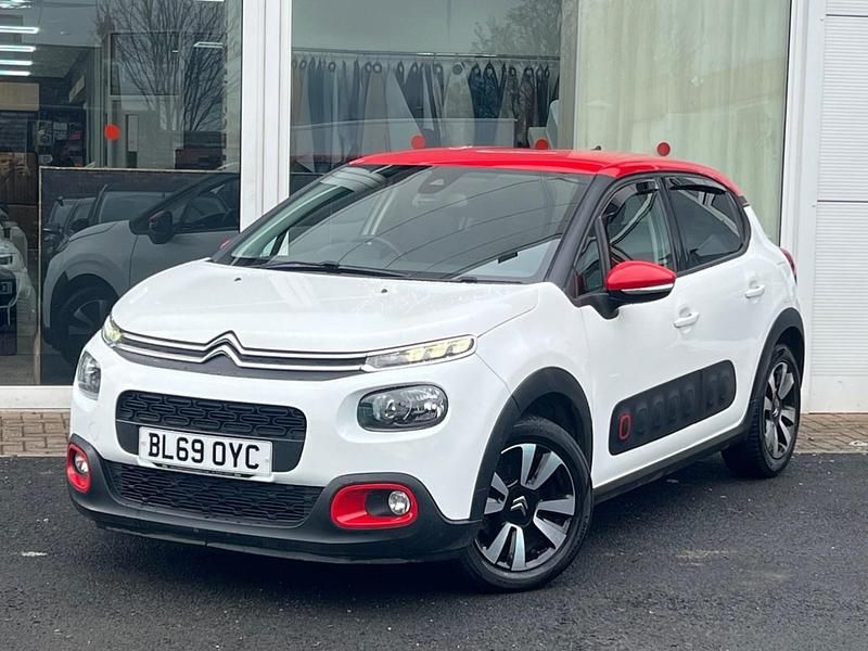 Begagnad Citroën C3 Flair 2020 Vit Halvkombi