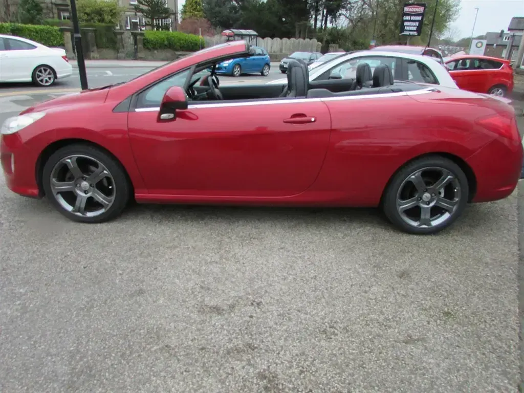 Begagnad Peugeot 308 CC GTi 2011 Röd Cab