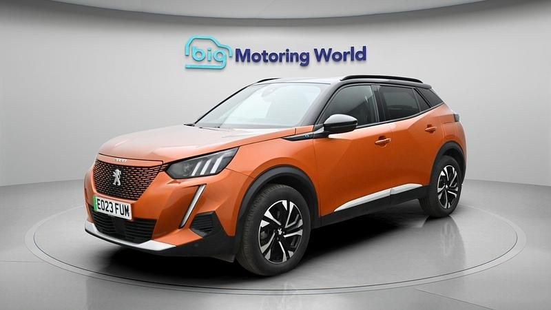 Used Peugeot e-2008 GT 98 kW (134 HP) 2023 Orange SUV