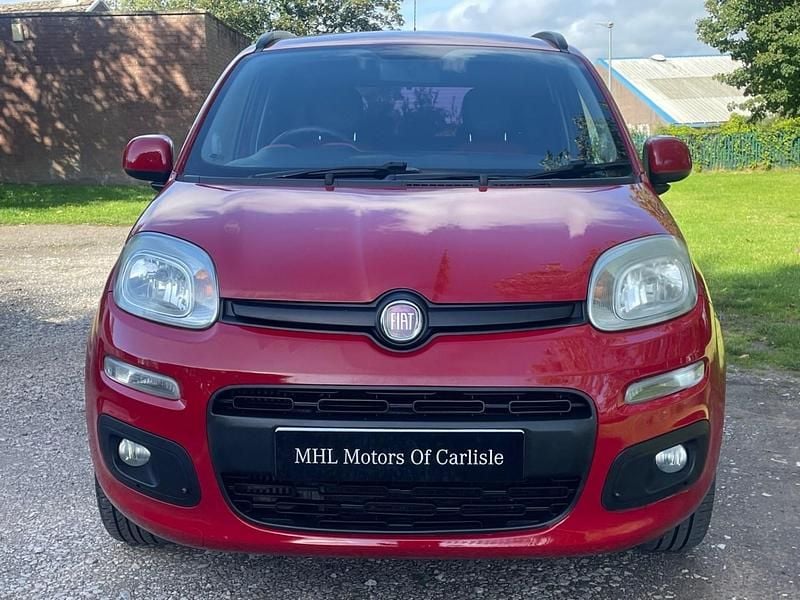 Used Fiat Panda Lounge 85 HP (62 kW) 2014 Red Hatchback