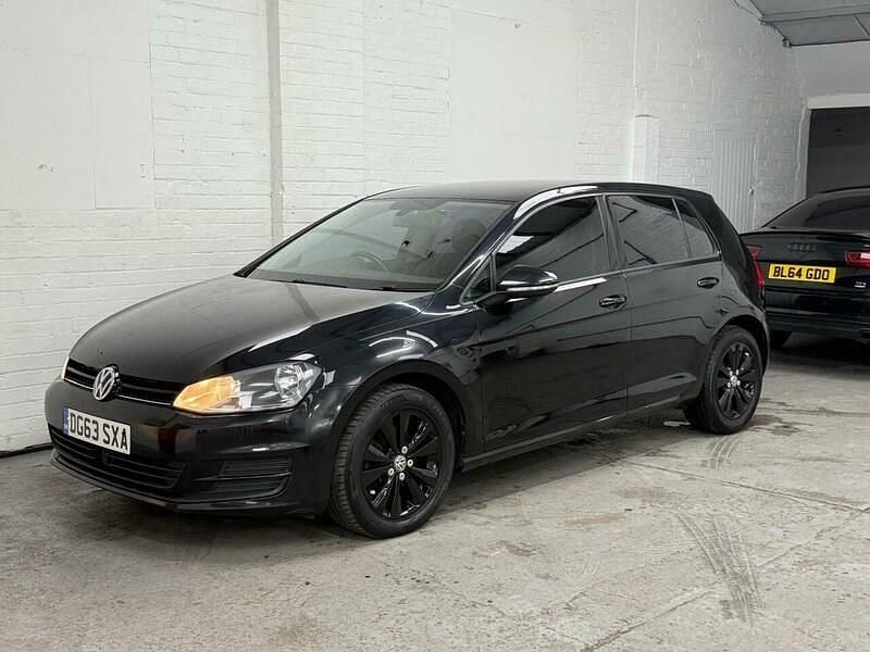 Used VW Golf VII SE 105 HP (77 kW) 2013 Black Hatchback