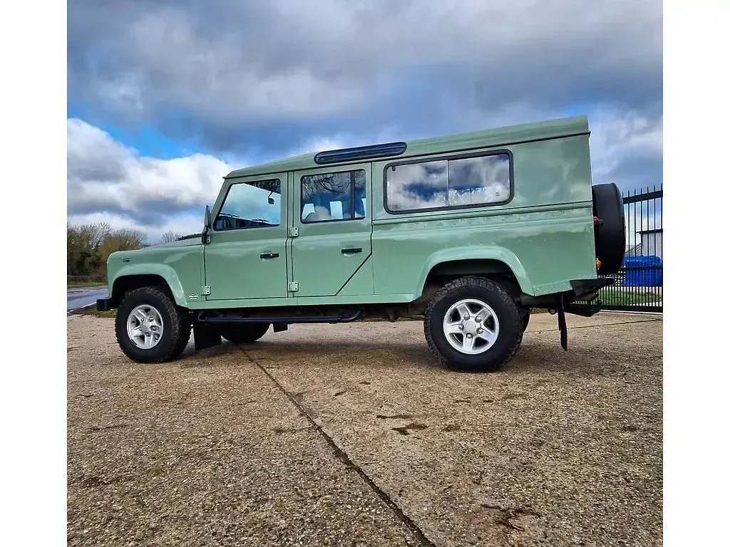Used Land Rover Defender 1989 Green SUV