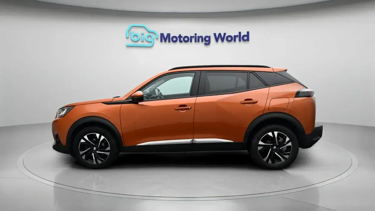 Used Peugeot 2008 Allure Premium 130 HP (95 kW) 2020 Orange SUV