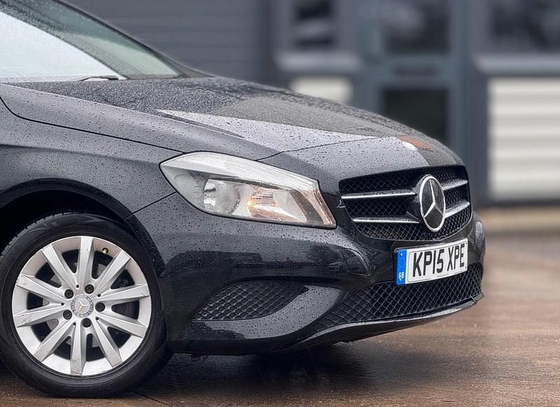 Used Mercedes A180 SE 2015 Black Hatchback