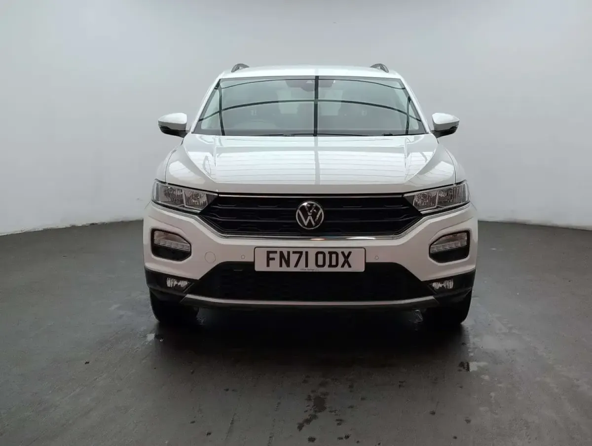 Used VW T-Roc Active 150 HP (110 kW) 2021 White SUV