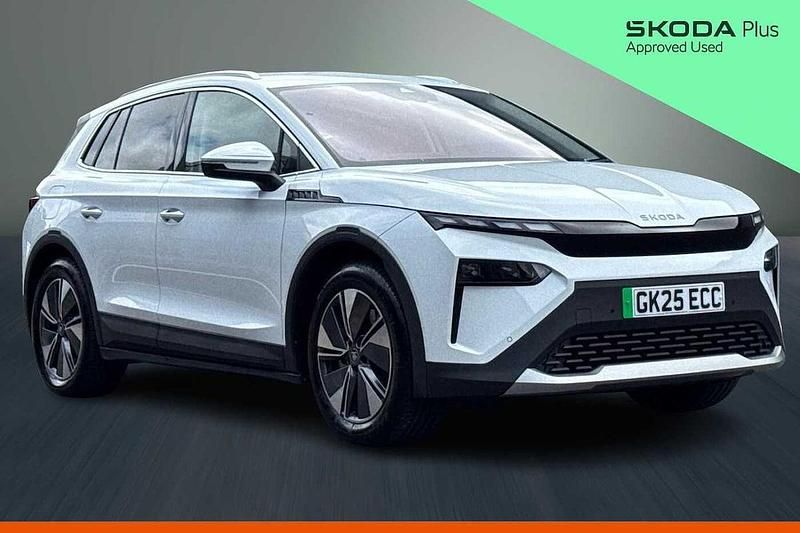 Moon white metallic Used 2025 Skoda Elroq SUV | £29,900 (Fair price) - Image 1/4