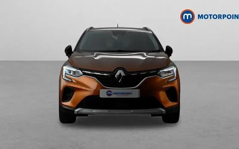 Used Renault Captur Iconic 140 HP (102 kW) 2021 Orange/black SUV