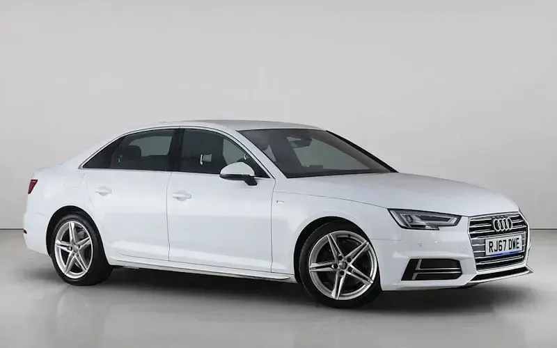 Used Audi A4 S-Line 150 HP (110 kW) 2017 Sedan