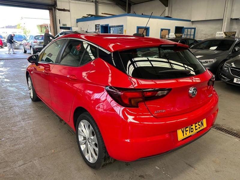 Used Vauxhall Astra 2016 Red Hatchback