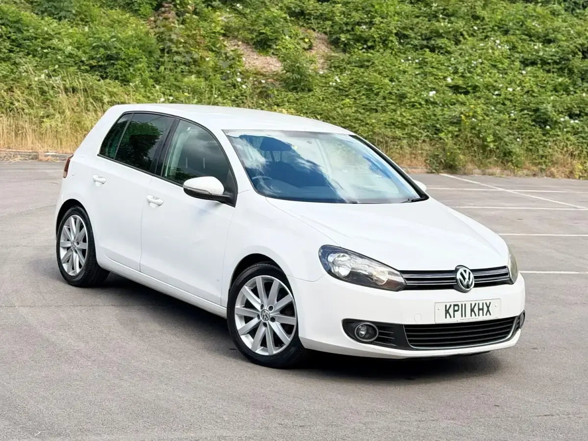 Used VW Golf VI GT 140 HP (102 kW) 2011 White Hatchback