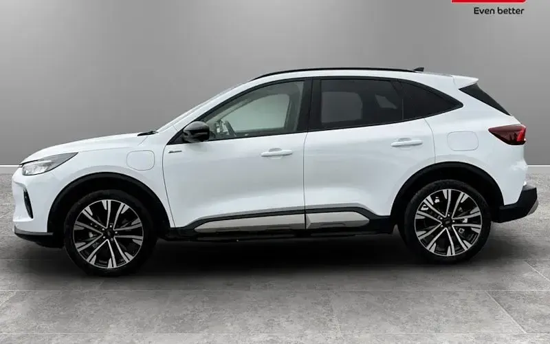 Käytetty Ford Kuga Active 242 HP (177 kW) 2026 Katumaasturi