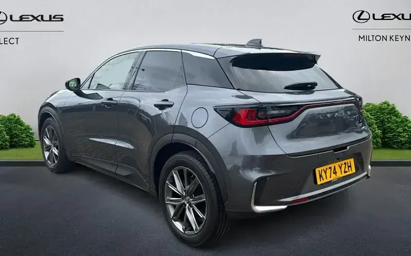 Used Lexus LBX 136 HP (100 kW) 2026 SUV