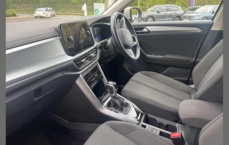 Used VW T-Roc Life 150 HP (110 kW) 2022 Grey SUV