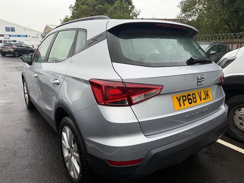 Used Seat Arona SE Technology 115 HP (84 kW) 2018 Silver SUV