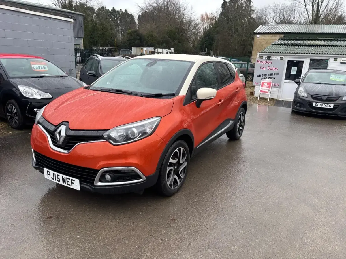 Second-hand Renault Captur Dynamique 90 CP (66 kW) 2015 Portocaliu SUV